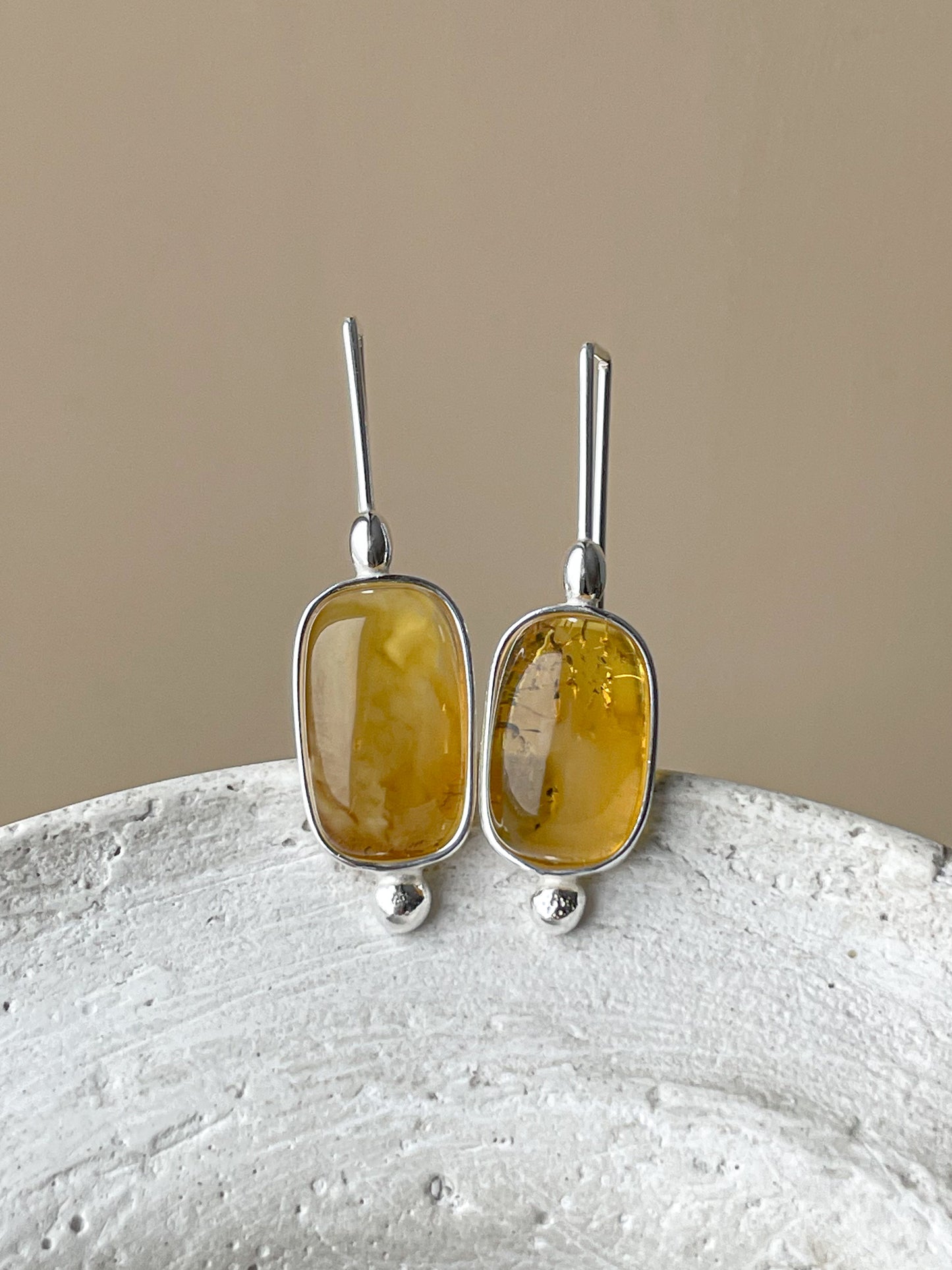 Honey amber dangle earrings - Sterling silver - Mismatched earrings collection