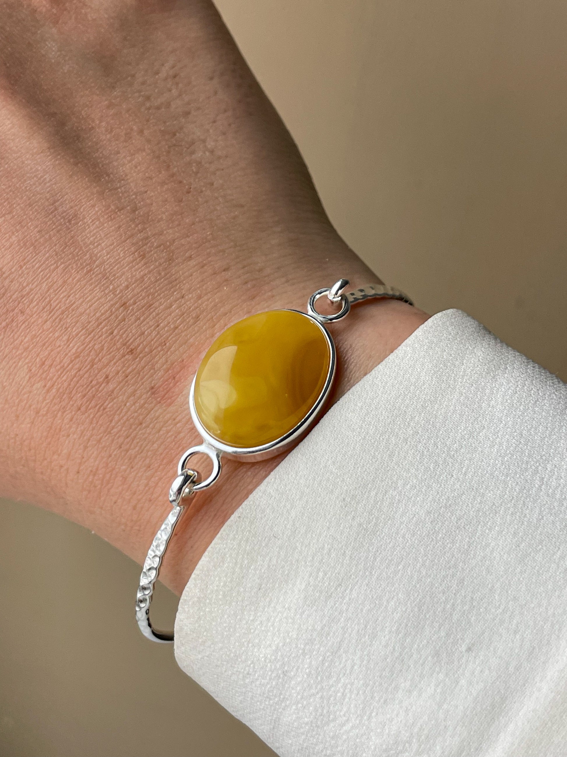 Amber bracelet - Sterling silver - Bangle bracelet collection