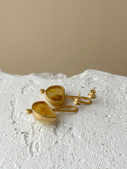 Butterscotch amber stud earrings - Gold plated silver - Amber stud collection