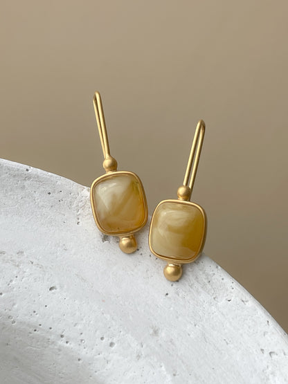 Honey amber earrings - Gold plated silver - Hook earrings collection