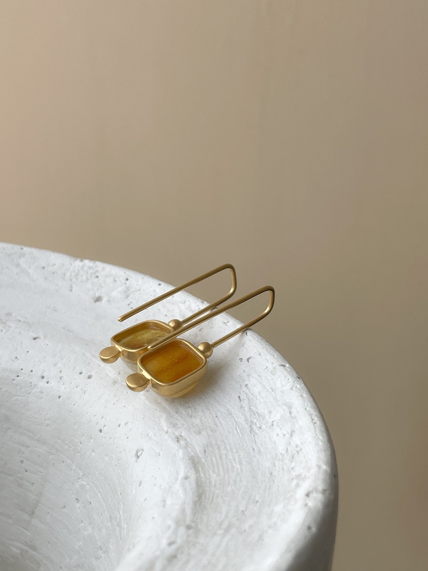 Honey amber earrings - Gold plated silver - Hook earrings collection