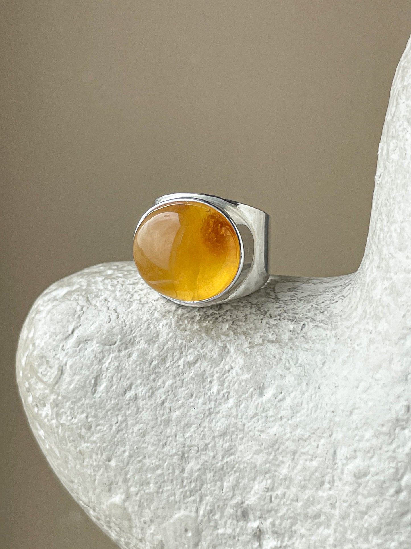 Honey amber ring - Sterling silver - Statement ring collection - Size 6