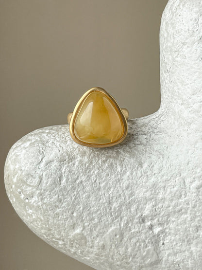 Honey amber ring- Gold plated silver - Large ring collection - Size 7