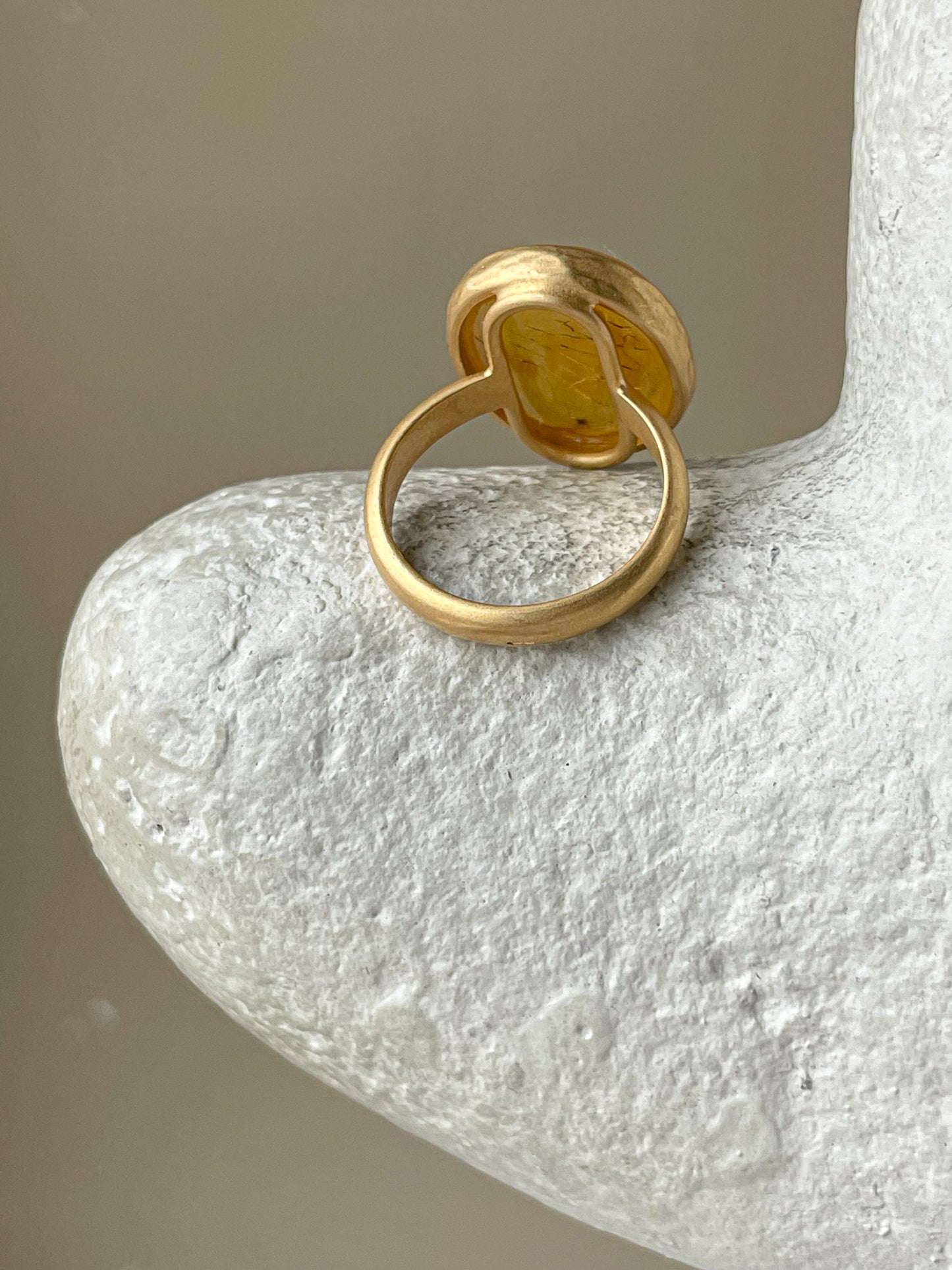 Honey amber ring- Gold plated silver - Large ring collection - Size 8