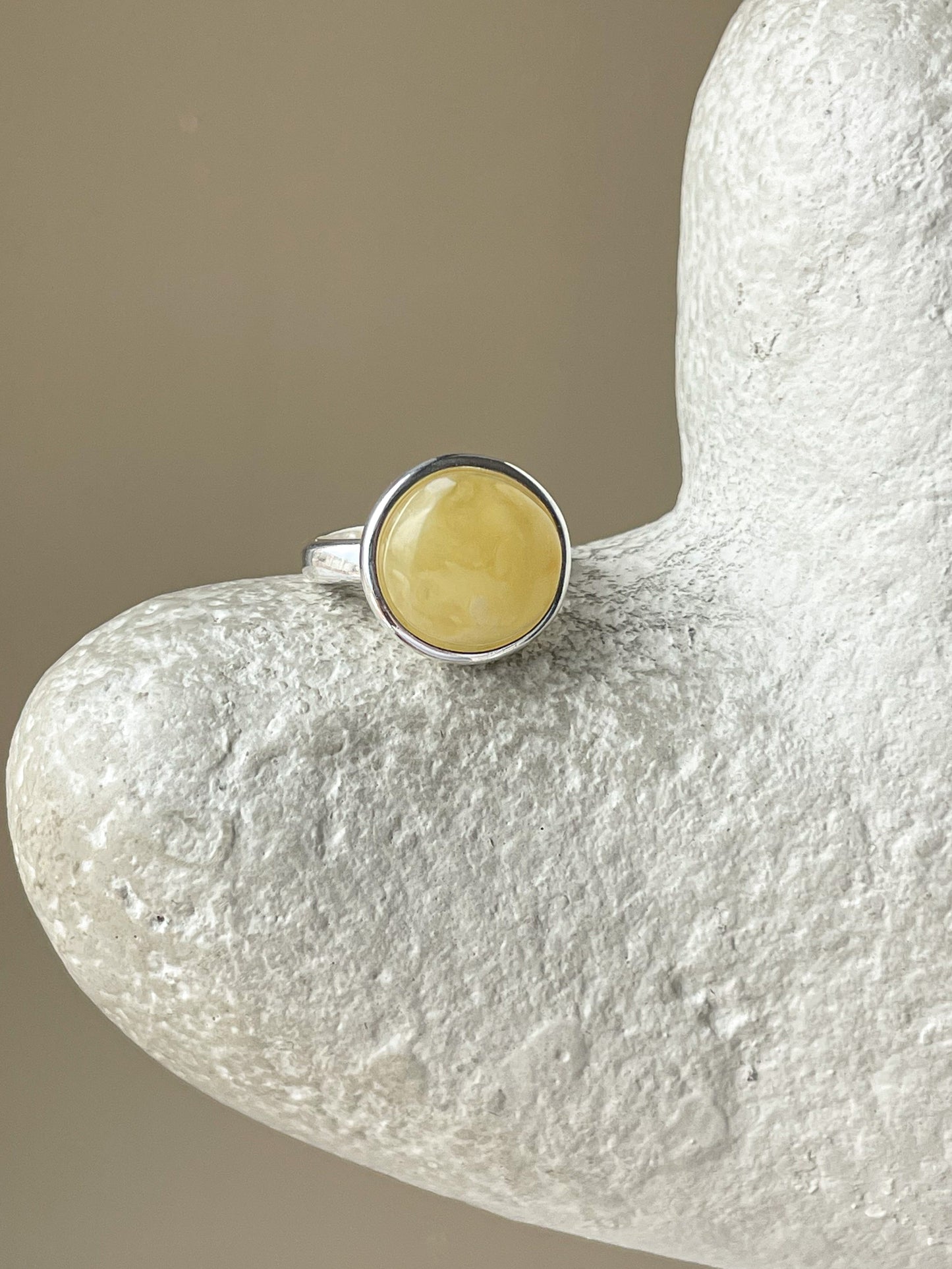 Matte amber ring - Sterling silver - Large ring collection - Size 6 1/2