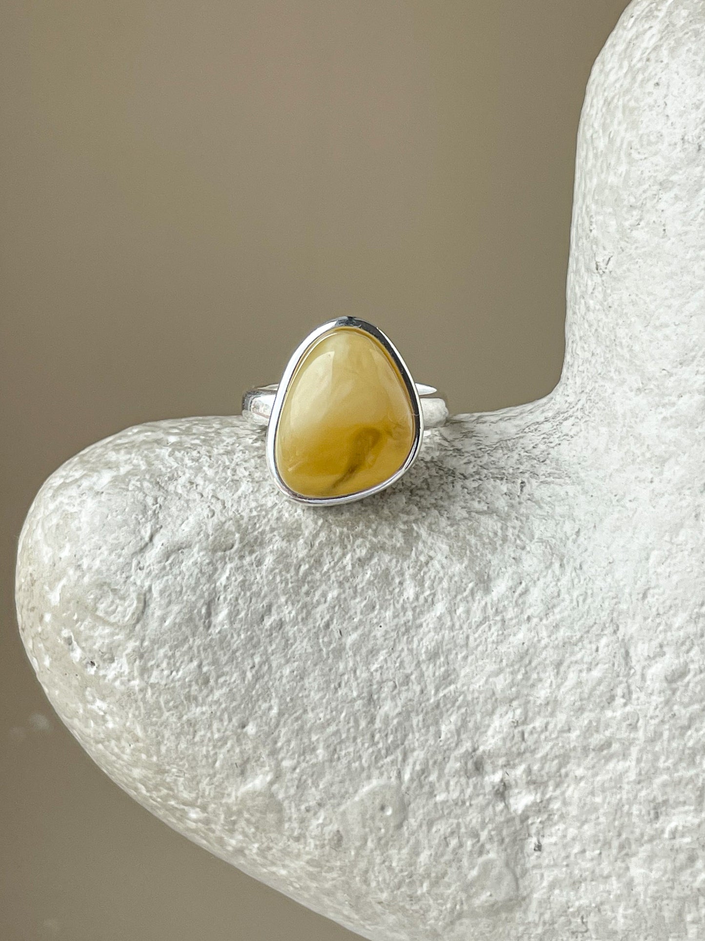 Honey amber ring - Sterling silver - Large ring collection - Size 7