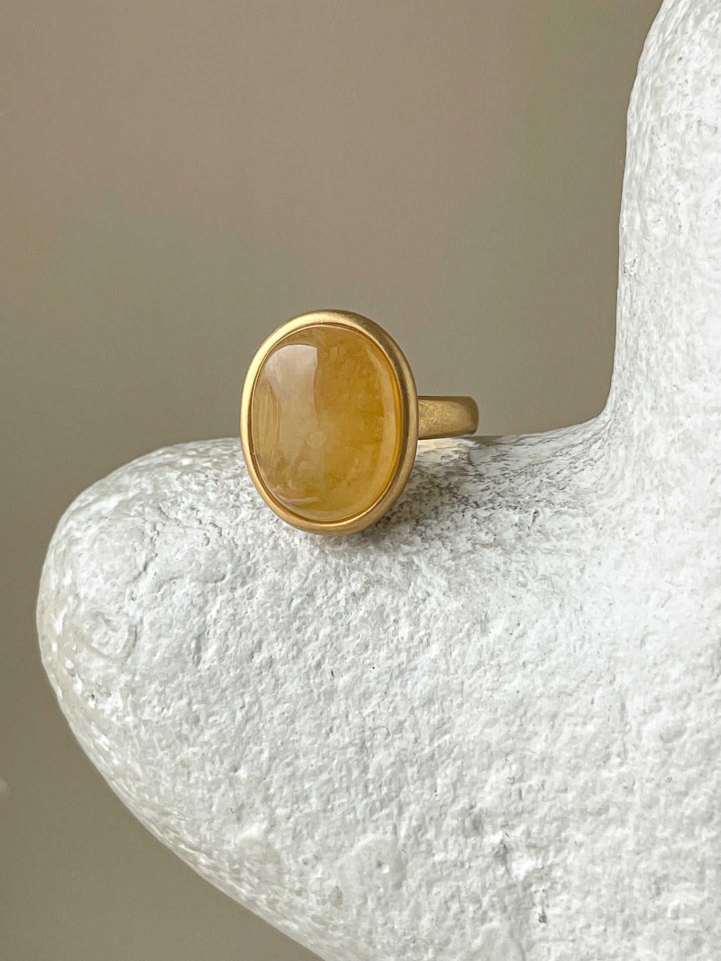 Honey amber ring - Gold plated silver - Large ring collection 
