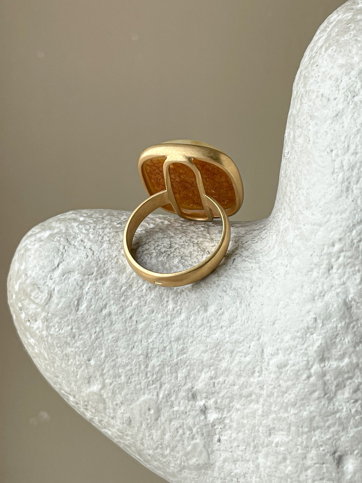 Butterscotch amber ring - Gold plated silver - Chunky ring collection - Size 8 2/3