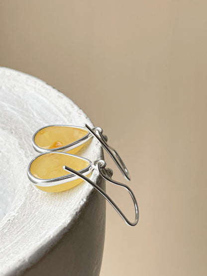 Mate amber dangle earrings - Sterling silver - Hook earrings collection