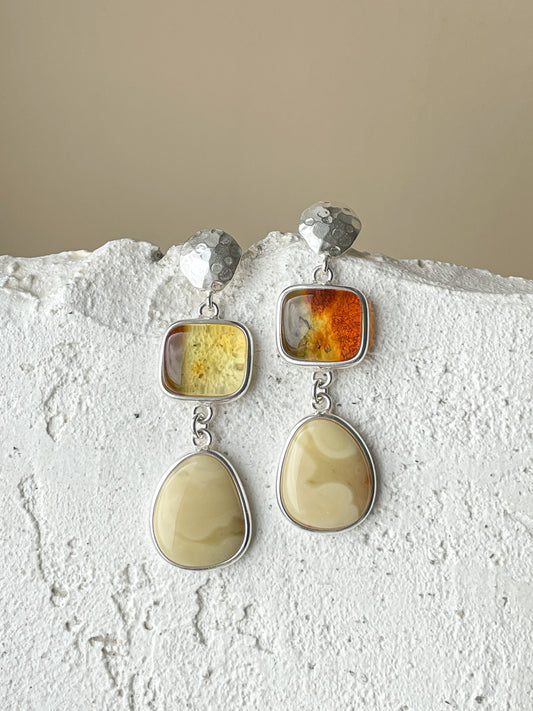 Amber dangle earrings - Sterling silver - Stud earring collection