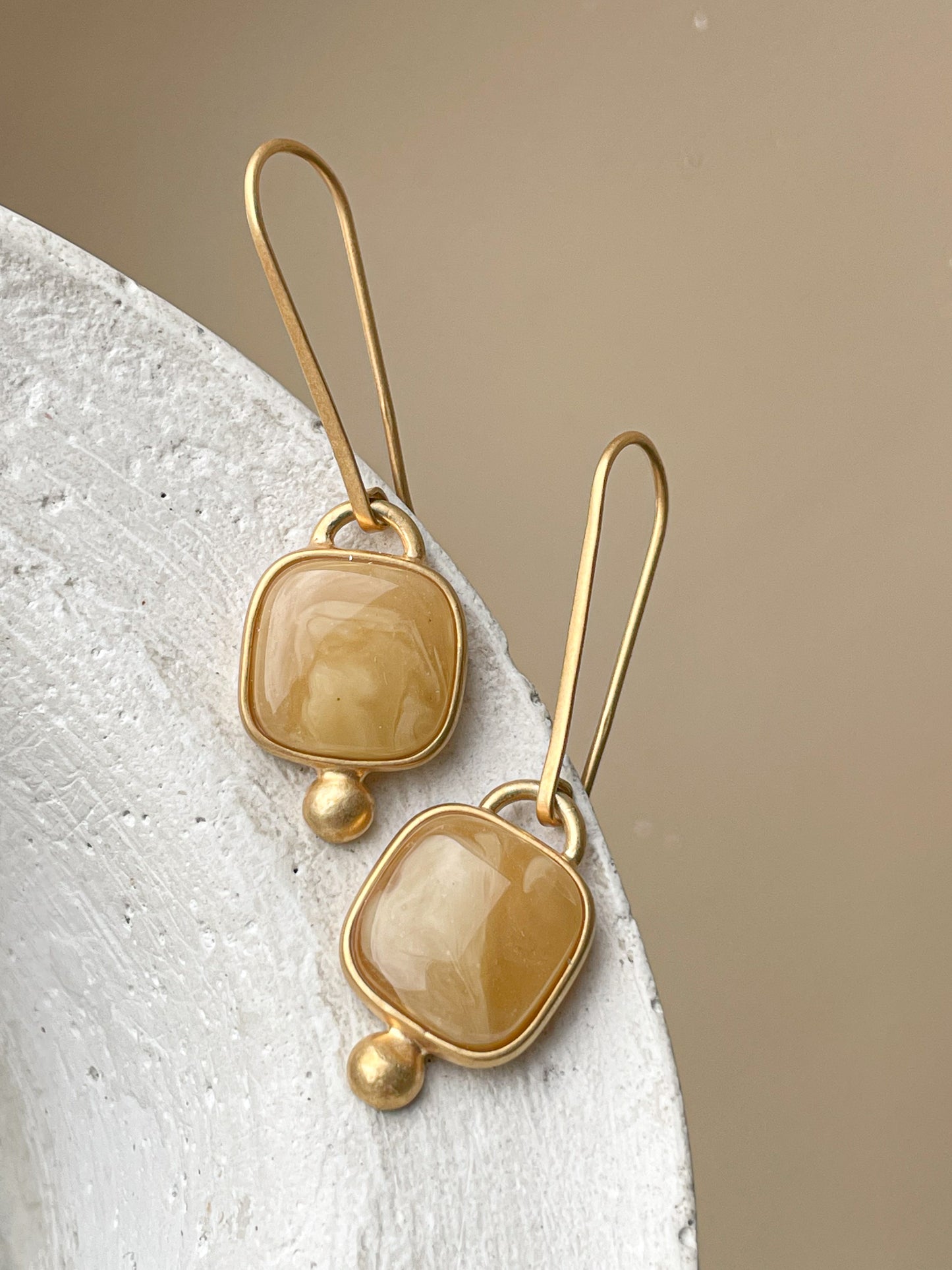 Butterscotch amber dangle earrings - Gold plated silver - Hook earrings collection