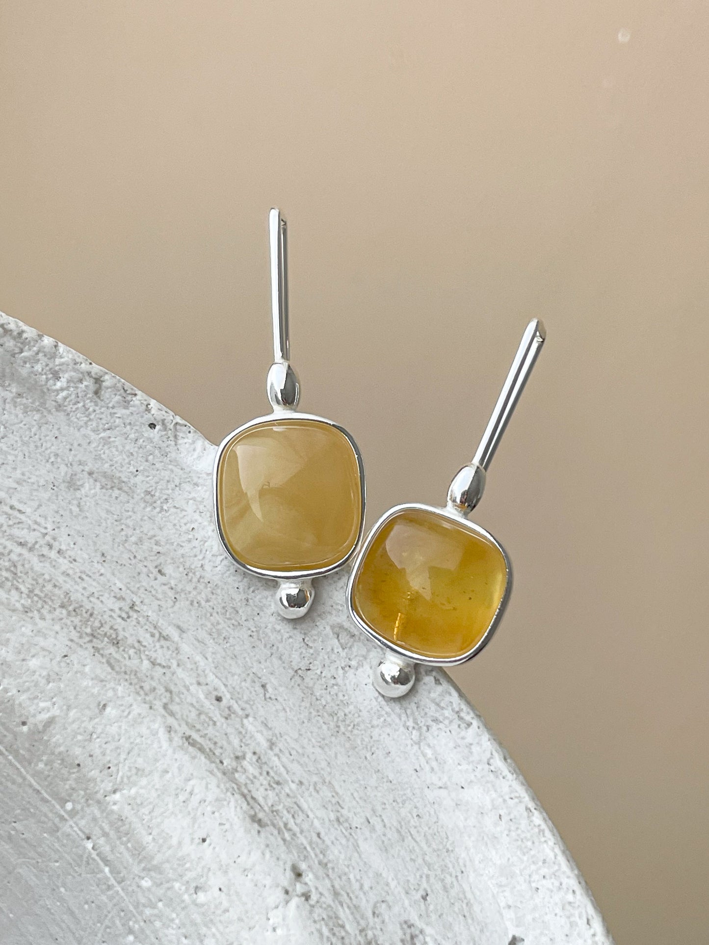 Natural amber dangle earrings - Sterling silver - Hook earrings collection