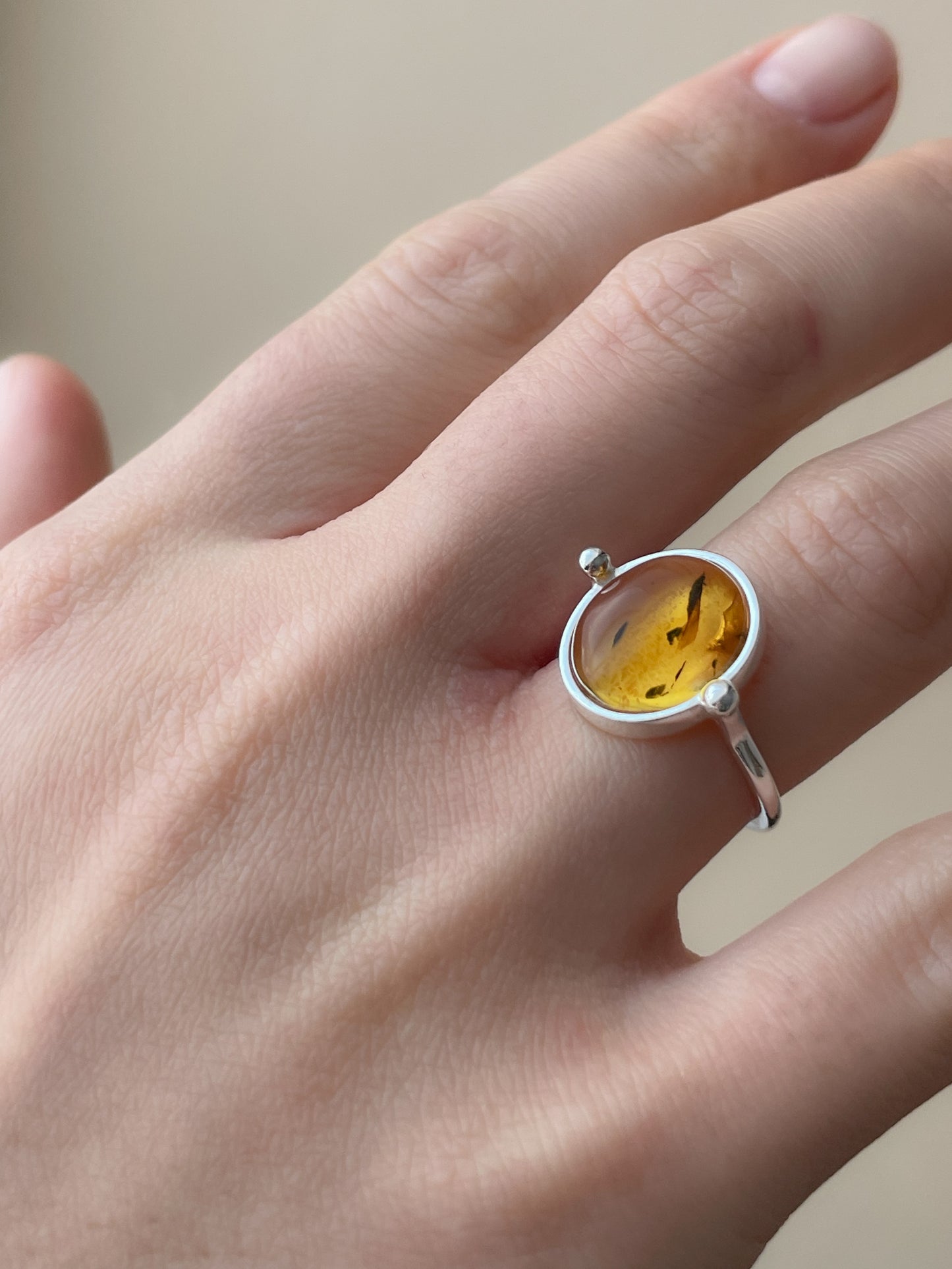 Natural amber ring - Sterling silver - Thin ring collection