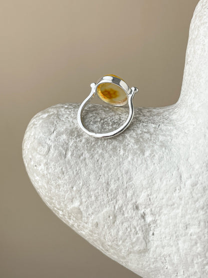 Natural amber ring - Sterling silver - Thin ring collection - Size 5 1/2