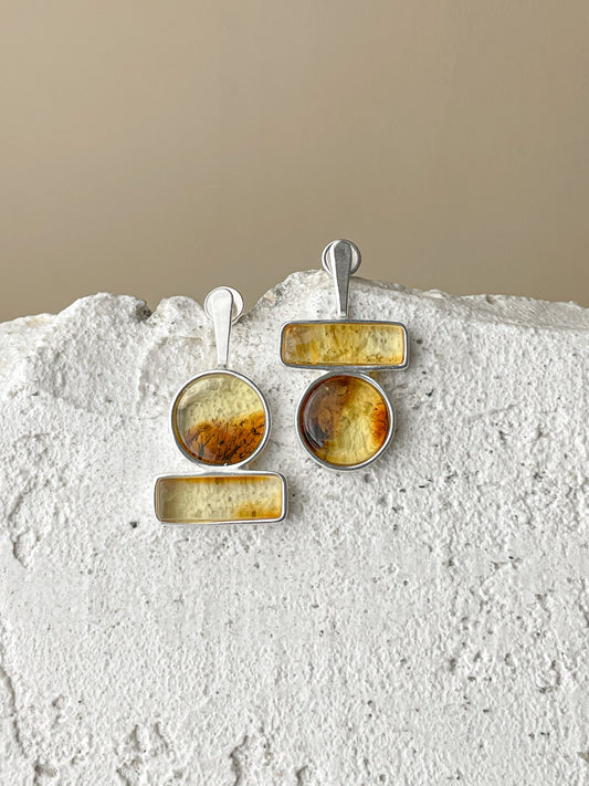 Multicolor amber stud earrings - Gold plated silver - Mismatched earrings collection