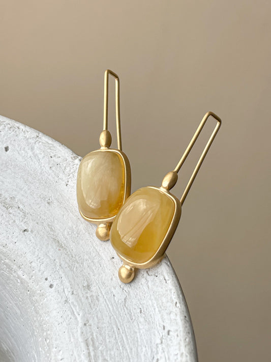 Honey amber earrings - Gold plated silver - Hook earrings collection