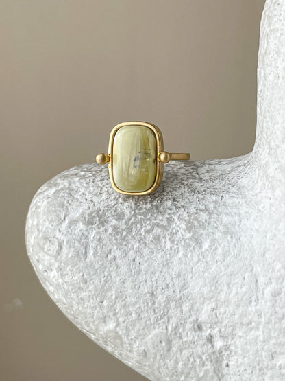 Green amber ring - Gold plated silver - Vintage style collection