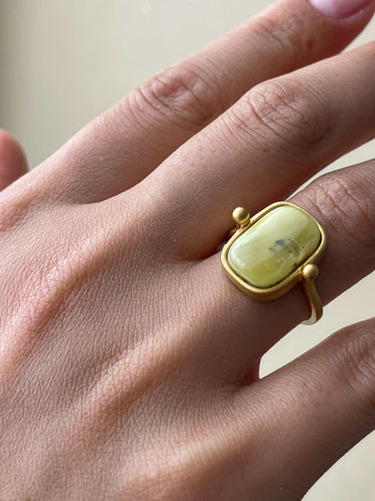 Green amber ring - Gold plated silver - Vintage style collection