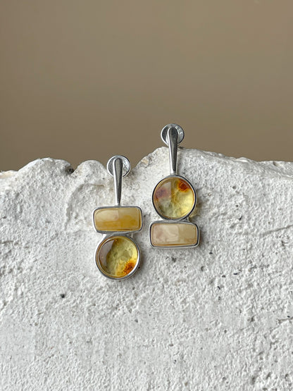 Multicolor amber stud earrings - Sterling silver - Mismatched earrings collection