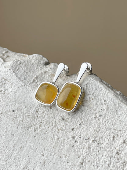 Yellow amber stud earrings - Sterling silver - Mismatched earrings collection