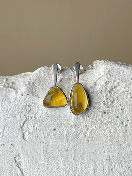 Clear amber stud earrings - Sterling silver - Mismatched earrings collection