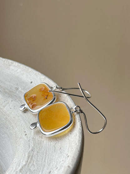 Honey amber earrings - Sterling silver - Hook earrings collection