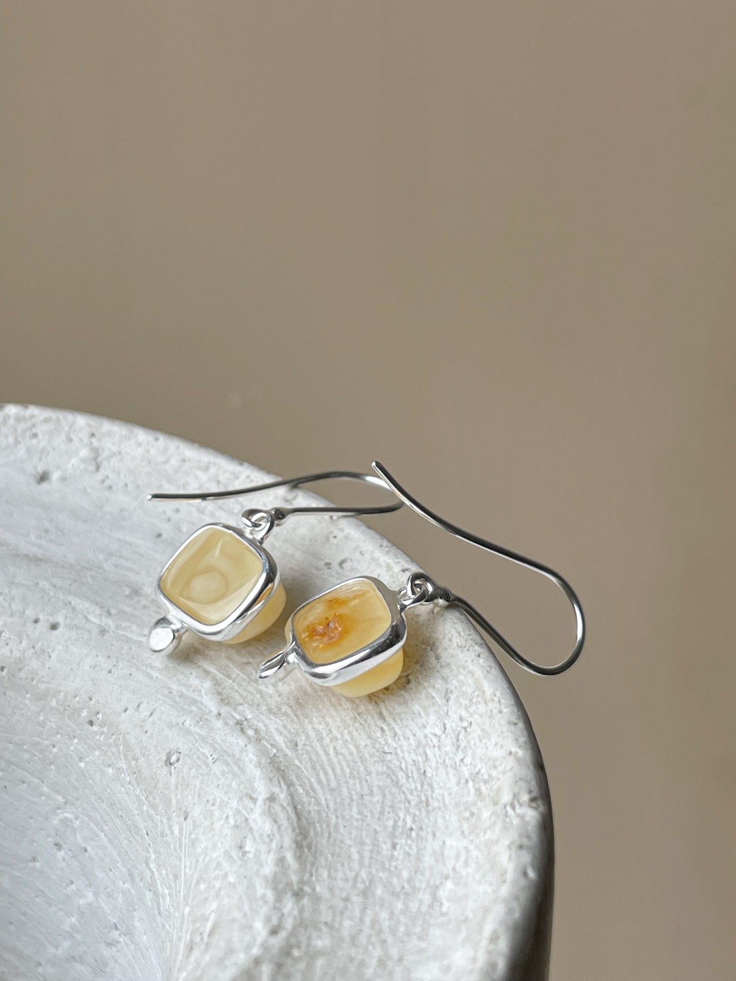 Mate amber earrings - Sterling silver - Hook earrings collection