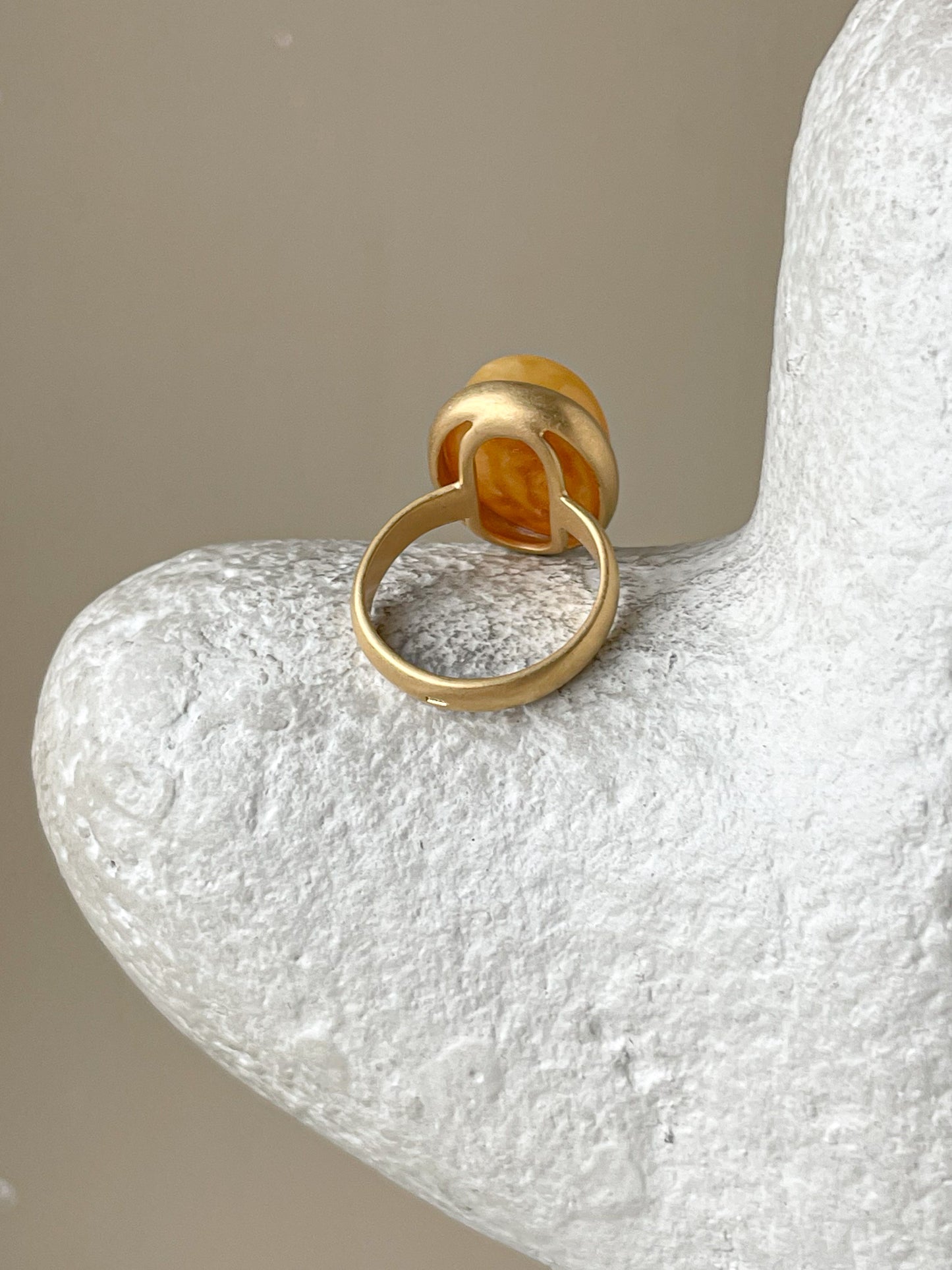 Butterscotch amber ring - Gold plated silver - Large ring collection - Size 5 1/2