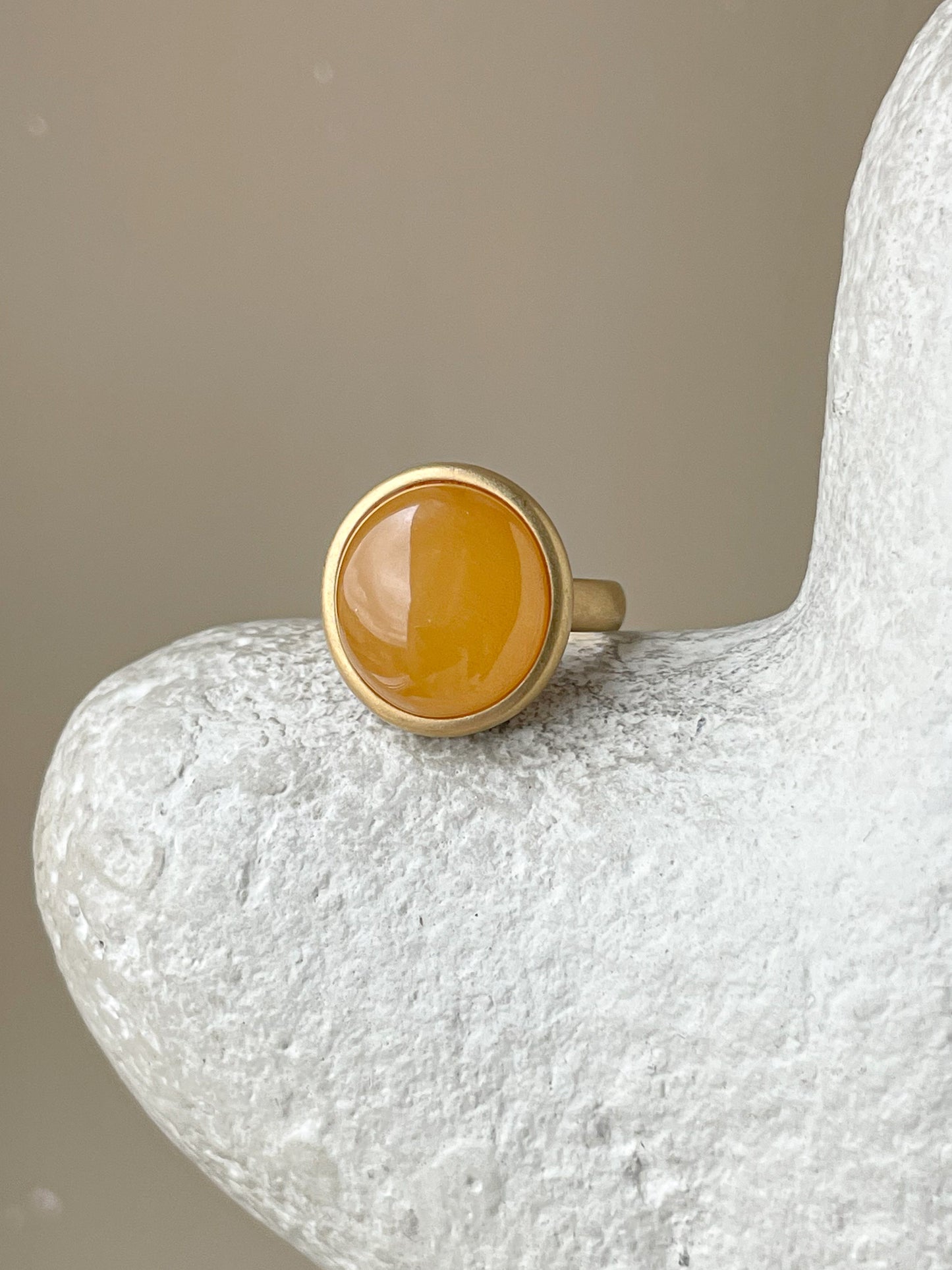 Butterscotch amber ring - Gold plated silver - Large ring collection - Size 7 1/2