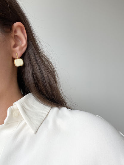 White amber stud earrings - Gold plated silver - Mismatched earrings collection