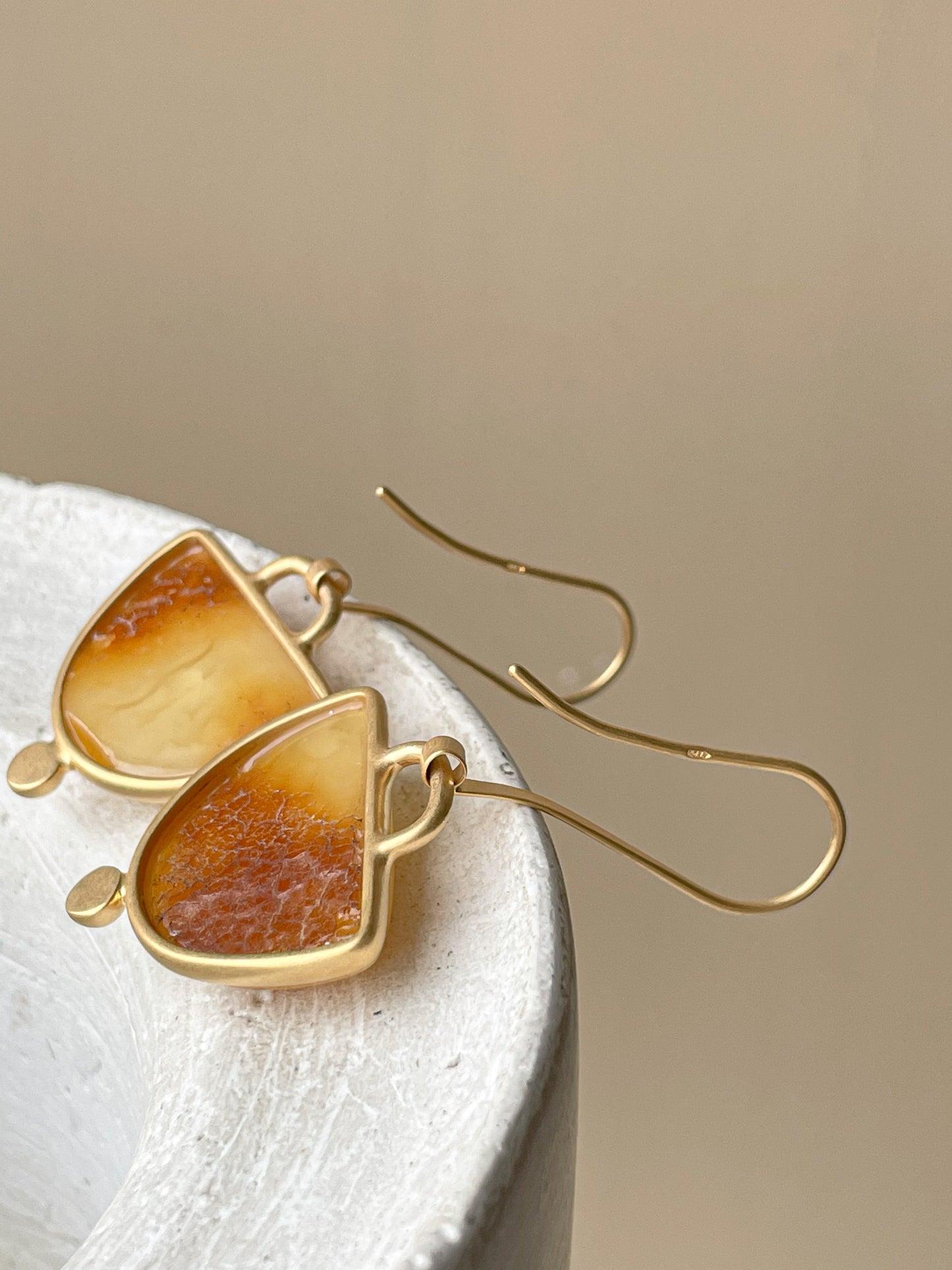 Butterscotch amber earrings - Gold plated silver - Hook earrings collection