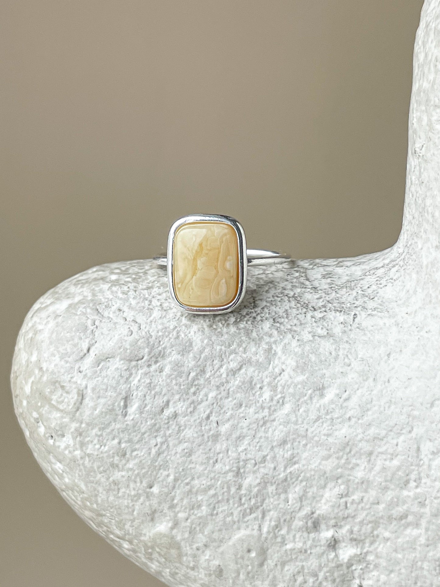 Butterscotch amber ring - Sterling silver - Thin ring collection 
