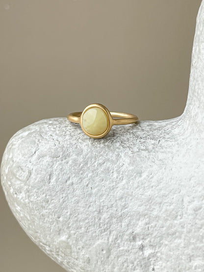 Matte amber ring - Gold plated silver - Statement ring collection - Size 7