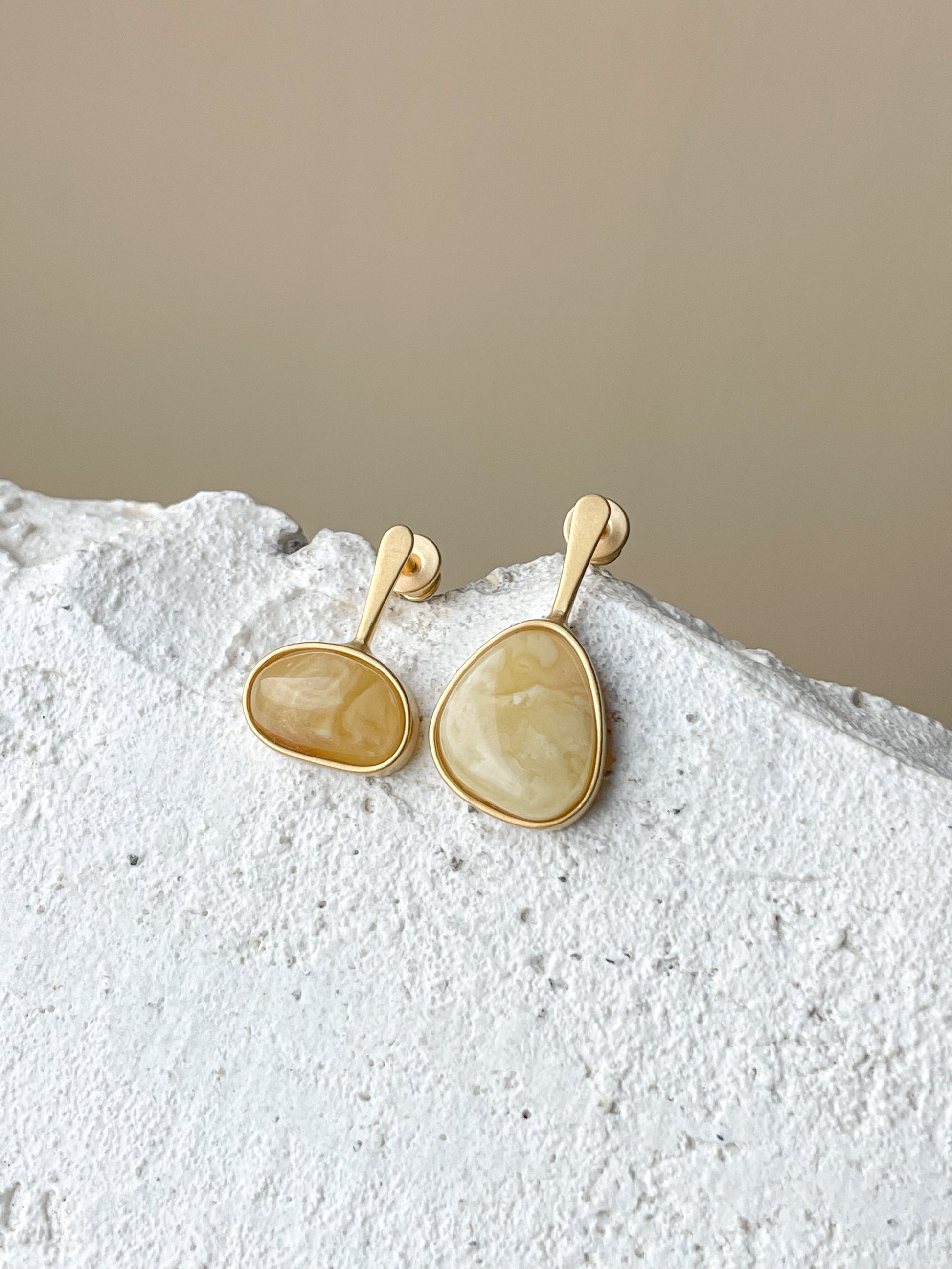 Matte amber stud earrings - Gold plated silver - Mismatched earrings collection