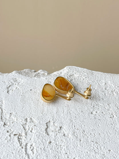 Matte amber stud earrings - Gold plated silver - Mismatched earrings collection