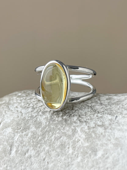 Lemon amber ring - Sterling silver - Thin ring collection 