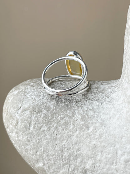 Lemon amber ring - Sterling silver - Handmade ring collection - Size 5 1/2