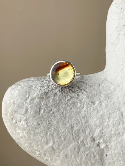 Honey amber ring - Sterling silver - Thin style collection - Size 4 3/4