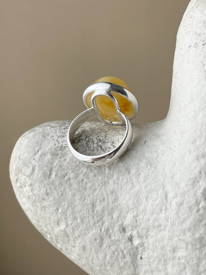 Butterscotch amber ring - Sterling silver - Large ring collection - Size 8