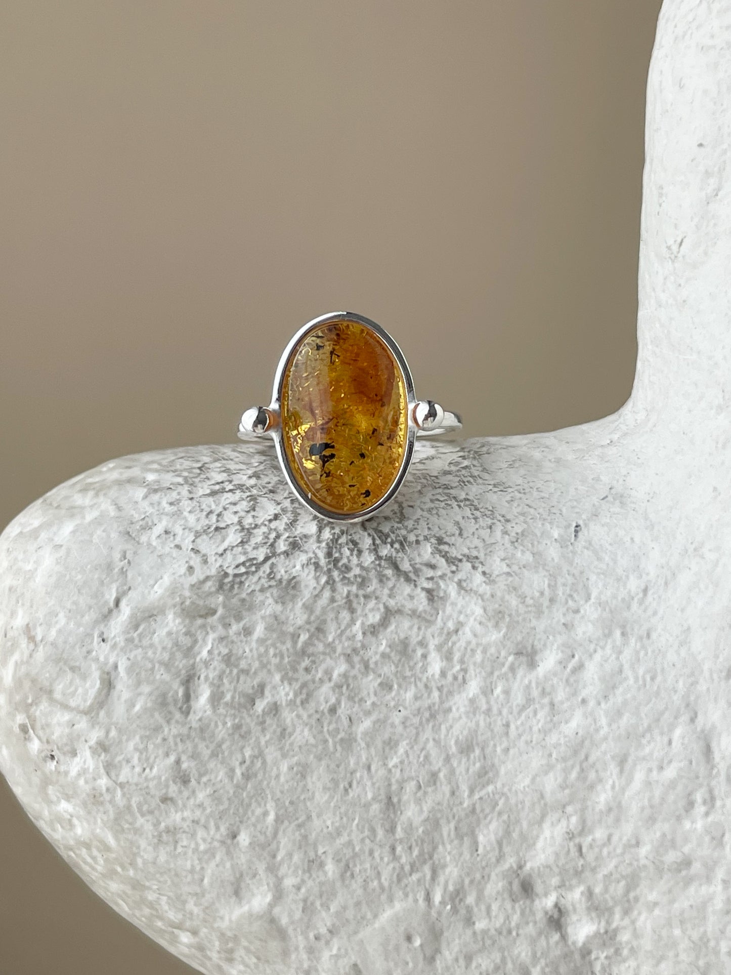 Honey amber ring - Sterling silver - Vintage style collection - Size 5