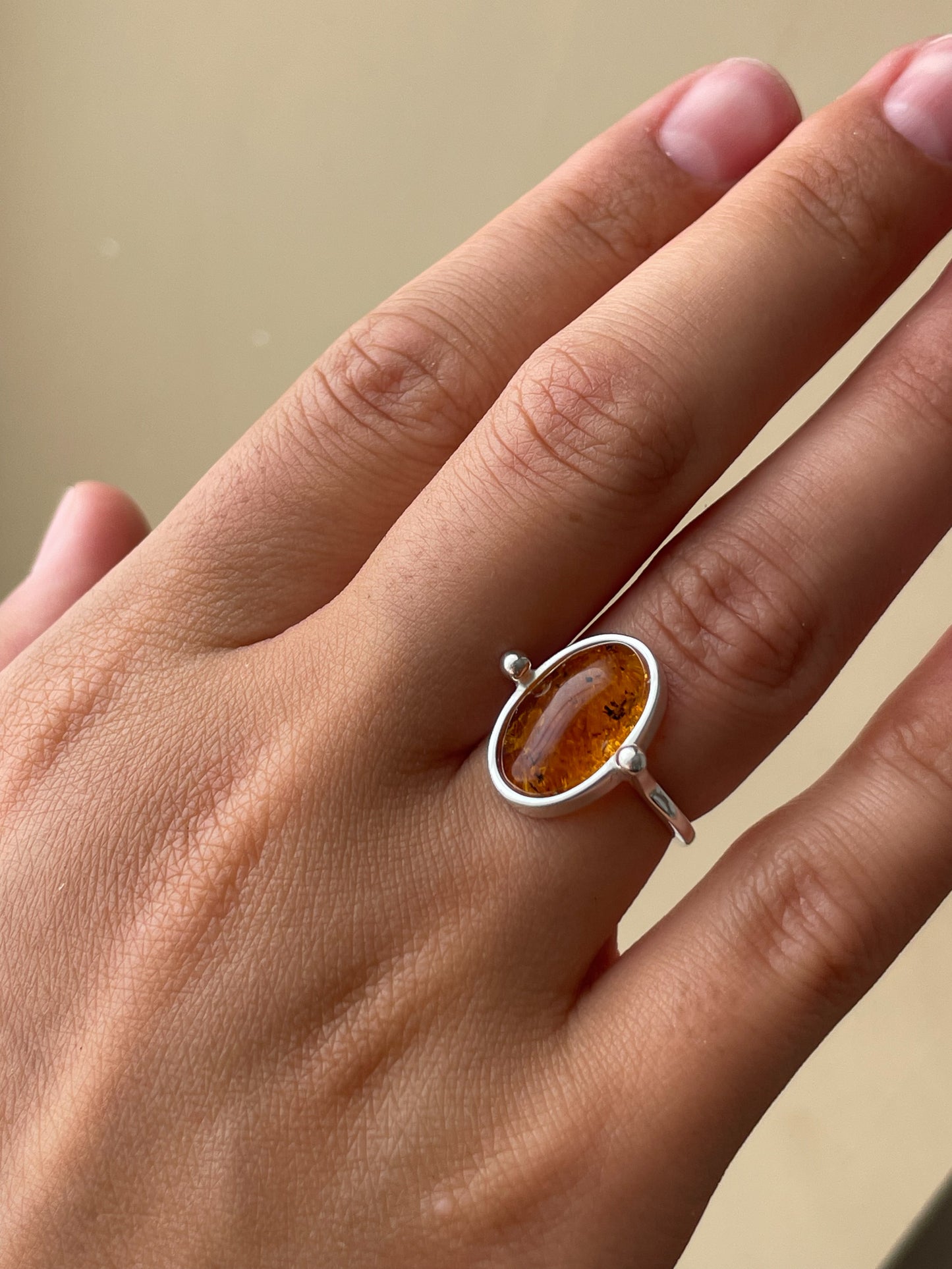 Honey amber ring - Sterling silver - Vintage style collection - Size 5