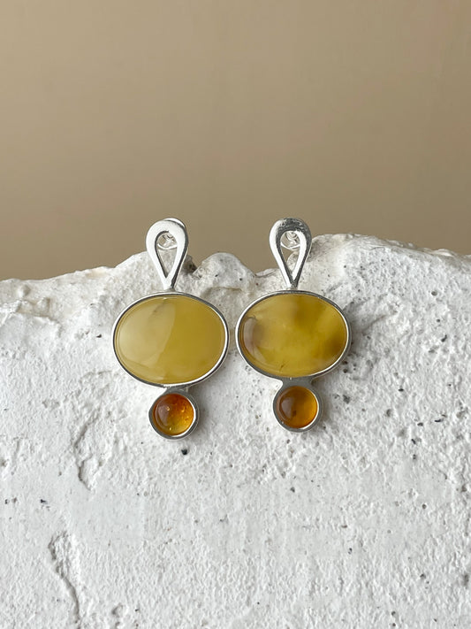 Multicolor amber stud earrings - Sterling silver - Amber earrings collection