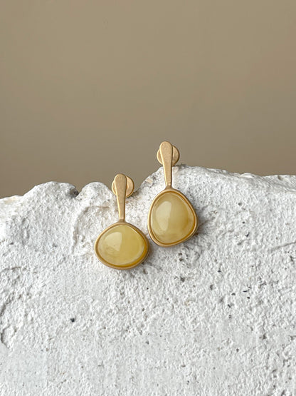 Matte amber stud earring - Gold plated silver - Mismatched earrings collection